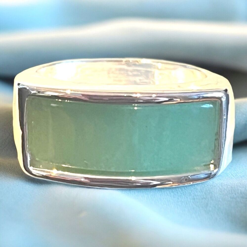 New Green Lucite Ring Size 8 Silver Tone Statement - 5W